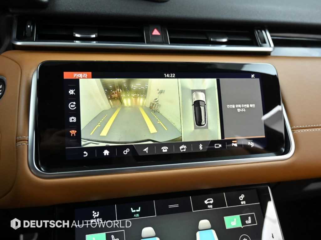 Land Rover Range Rover Velar — photo 15