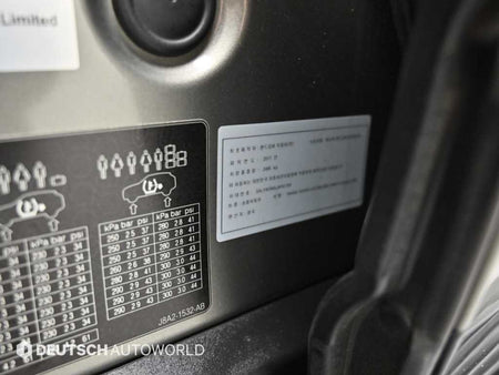 Land Rover Range Rover Velar — photo 20