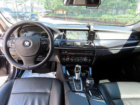 BMW 5-Series — photo 07
