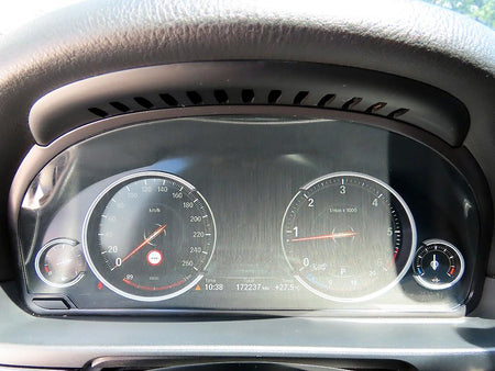 BMW 5-Series — photo 09