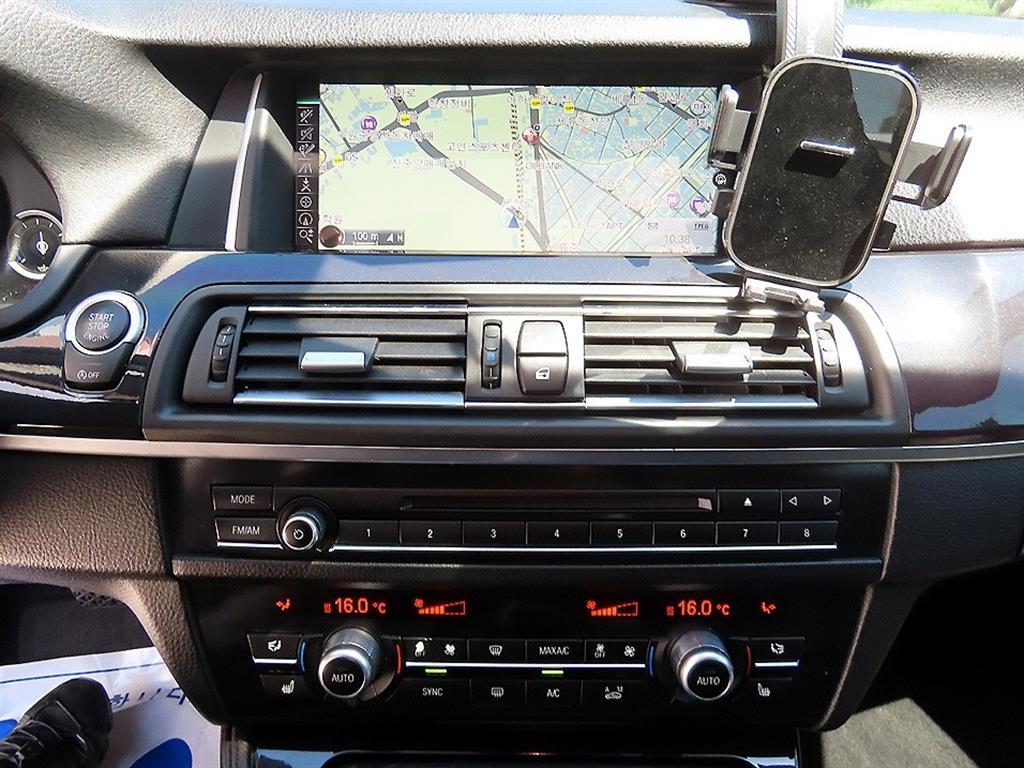 BMW 5-Series — photo 13