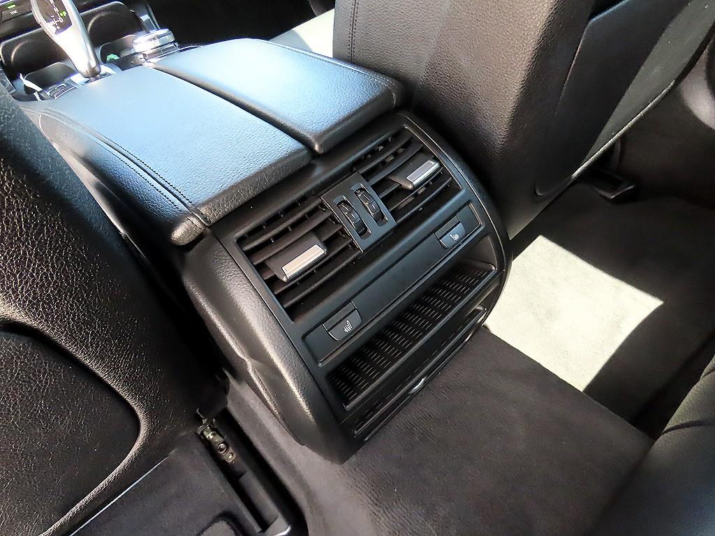 BMW 5-Series — photo 15