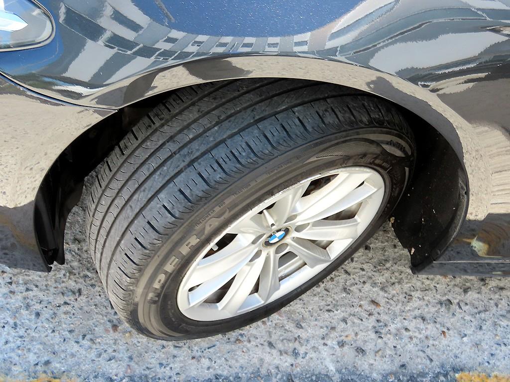 BMW 5-Series — photo 20