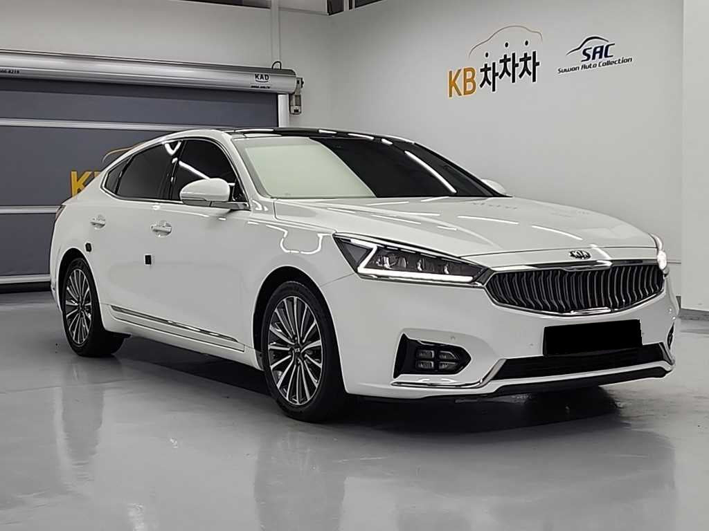 Kia K7 — photo 04