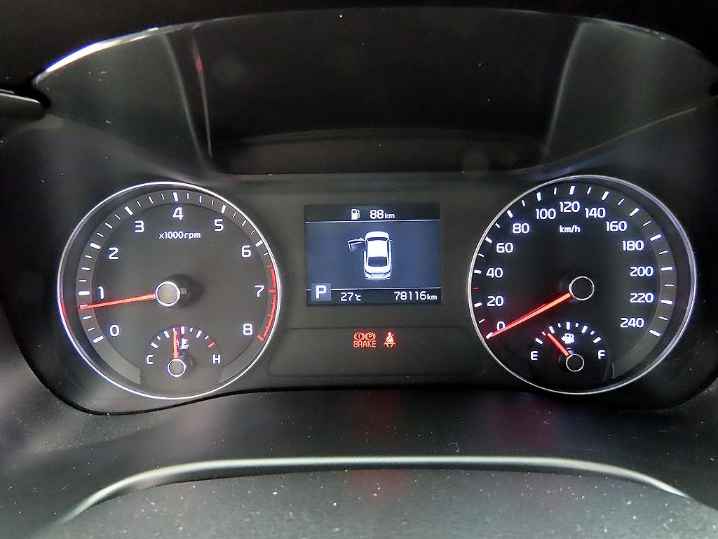 Kia K3 — photo 09