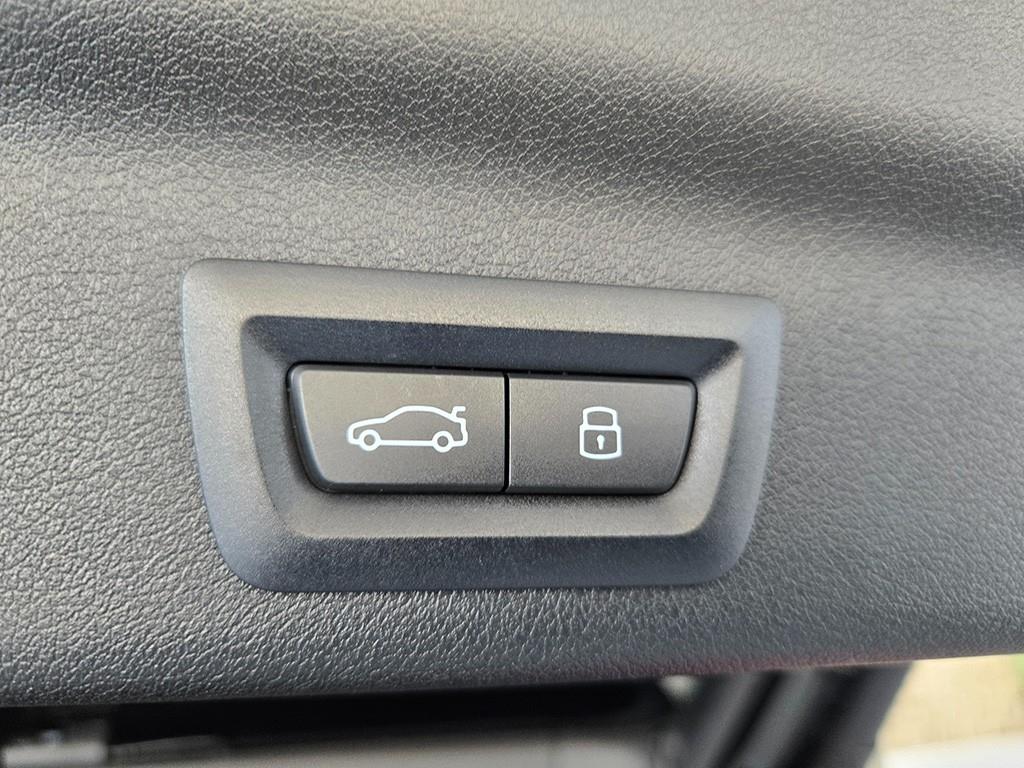 BMW X1 — photo 17