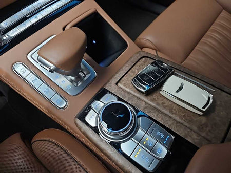 Genesis G90 — photo 08