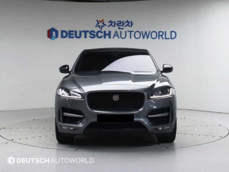 Jaguar F-PACE — photo 03