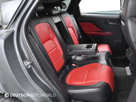 Jaguar F-PACE — photo 12