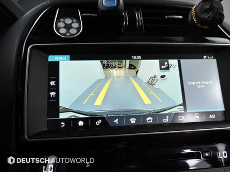 Jaguar F-PACE — photo 15