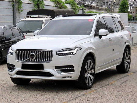 Volvo XC90 — photo 01