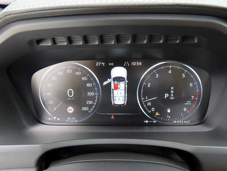Volvo XC90 — photo 09