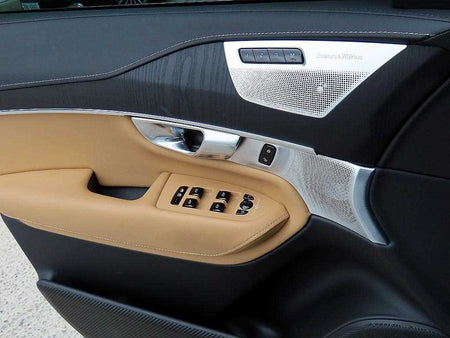 Volvo XC90 — photo 12
