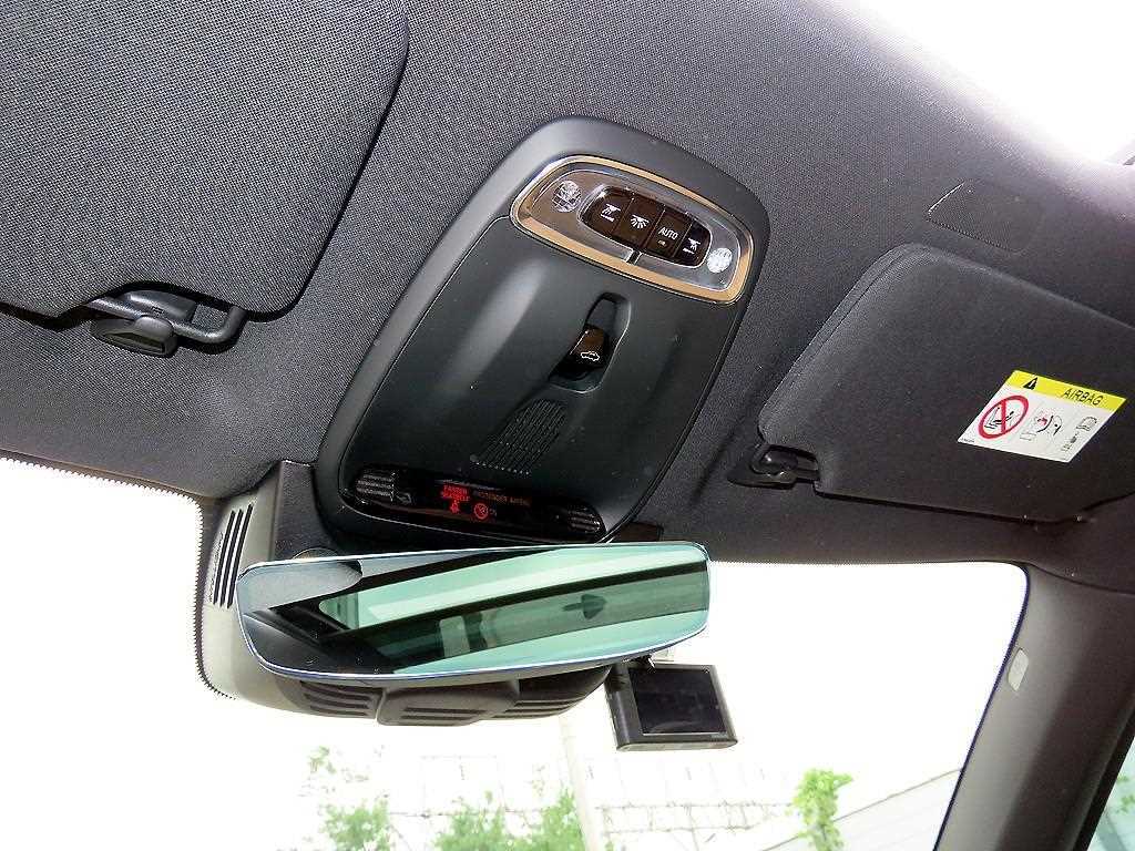 Volvo XC90 — photo 15