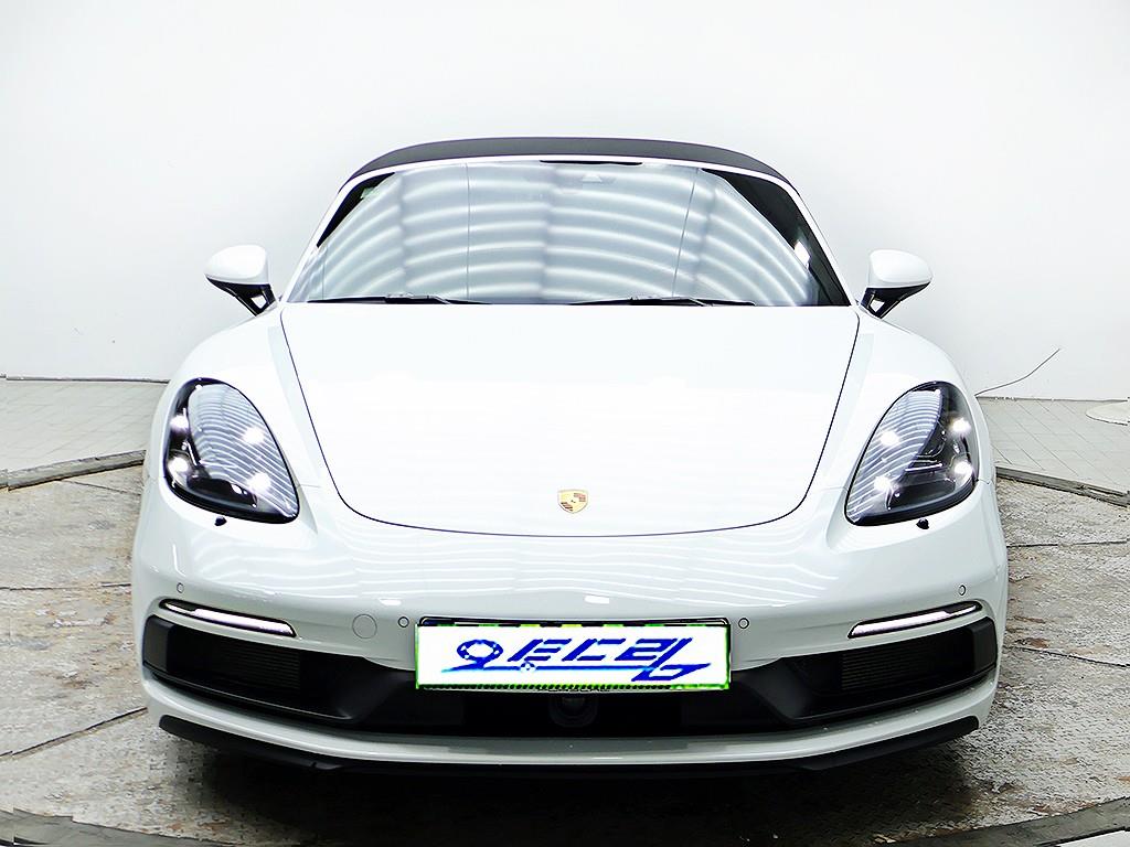 Porsche 718 — photo 01