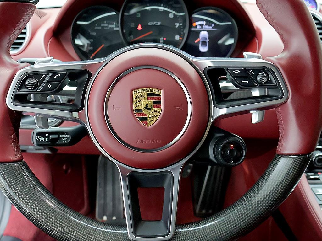 Porsche 718 — photo 17