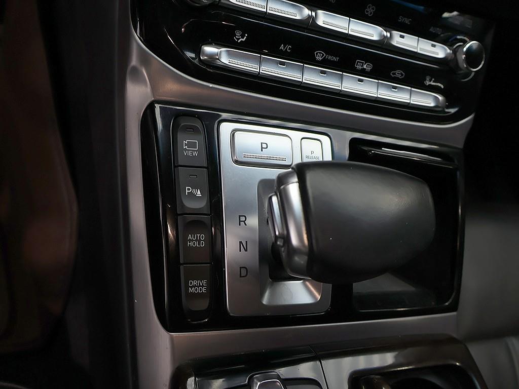 Genesis EQ900 — photo 10