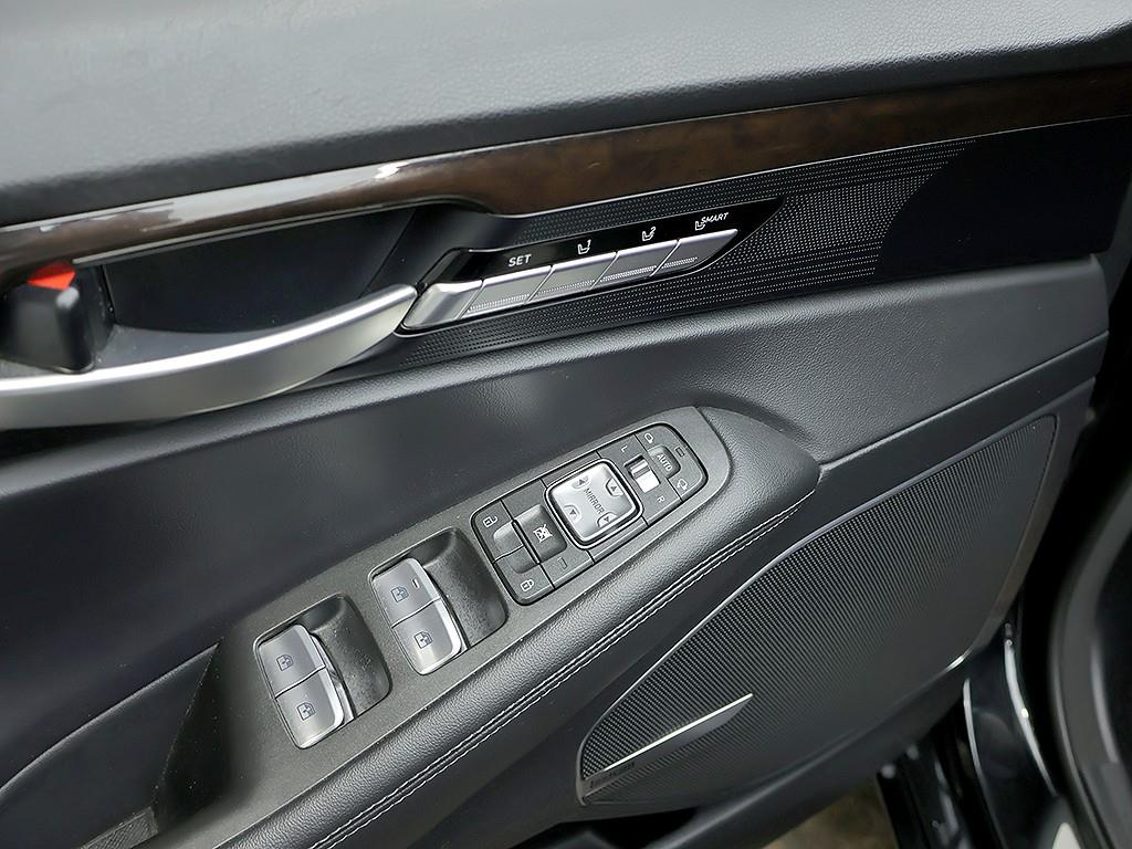Genesis EQ900 — photo 13