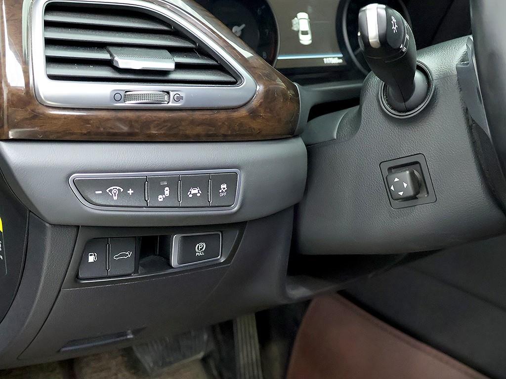 Genesis EQ900 — photo 14