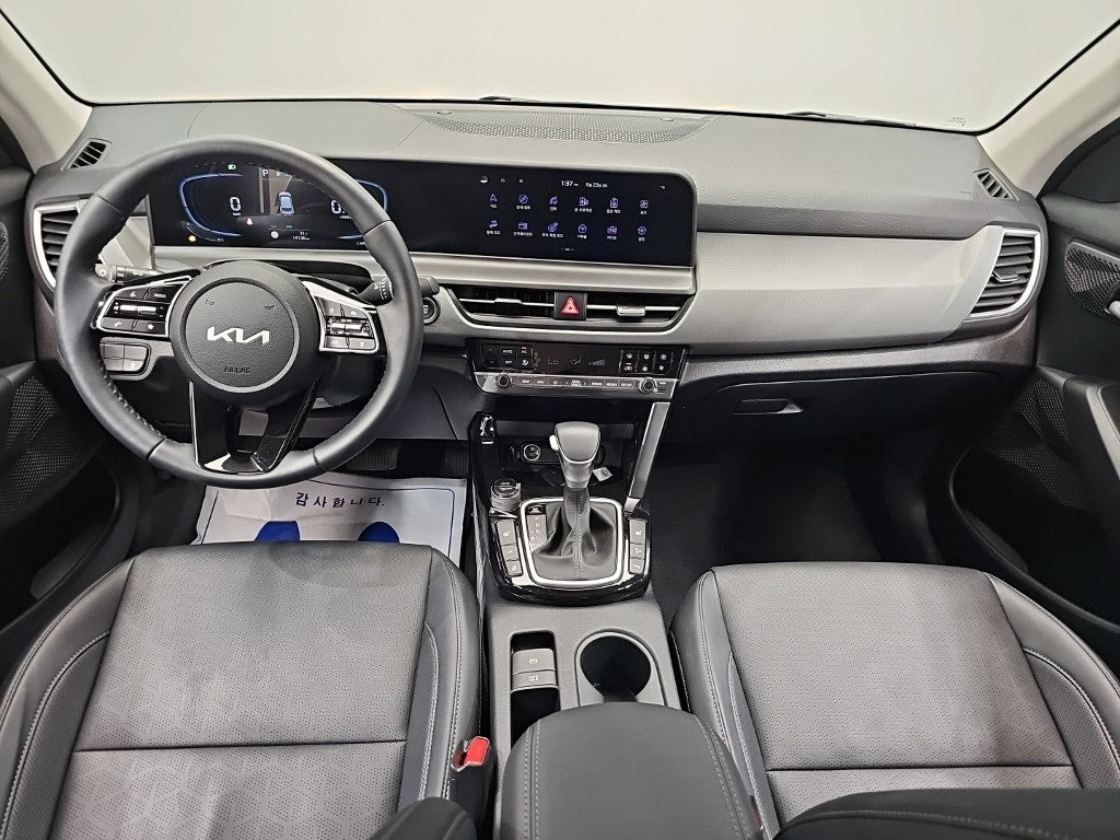 Kia Seltos — photo 07