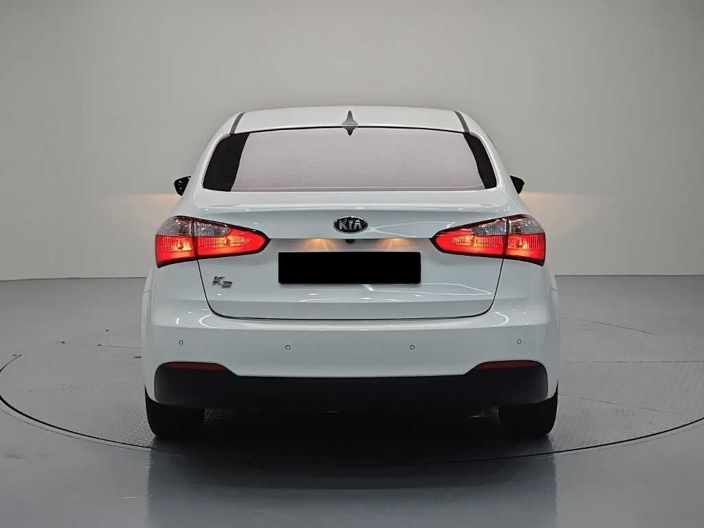 Kia K3 — photo 03