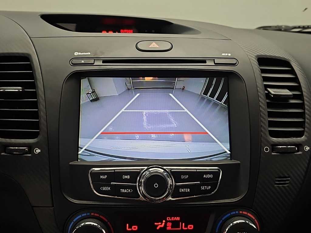 Kia K3 — photo 14