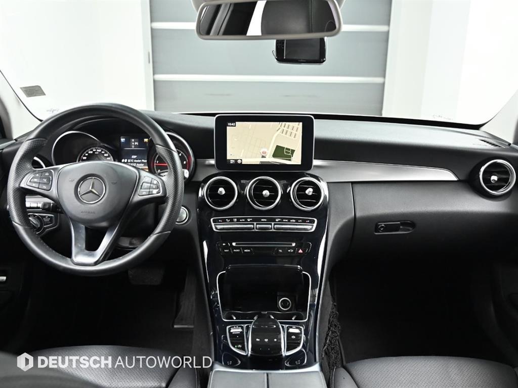 Mercedes-Benz C-Class — photo 07