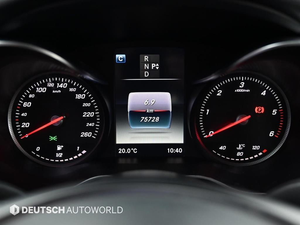 Mercedes-Benz C-Class — photo 08