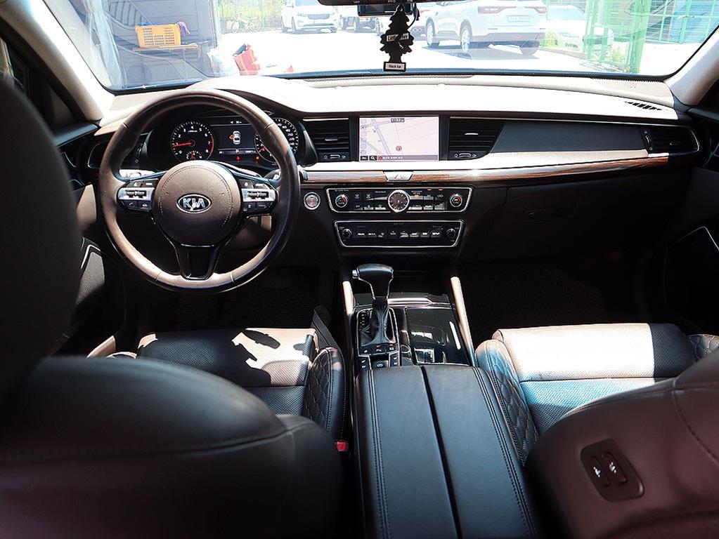 Kia K7 — photo 05