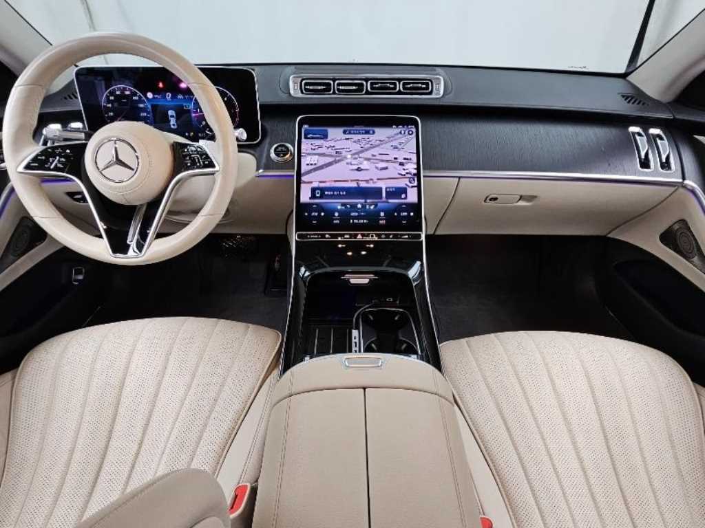 Mercedes-Benz S-Class — photo 09
