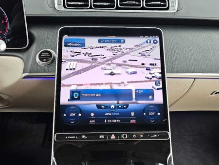 Mercedes-Benz S-Class — photo 12