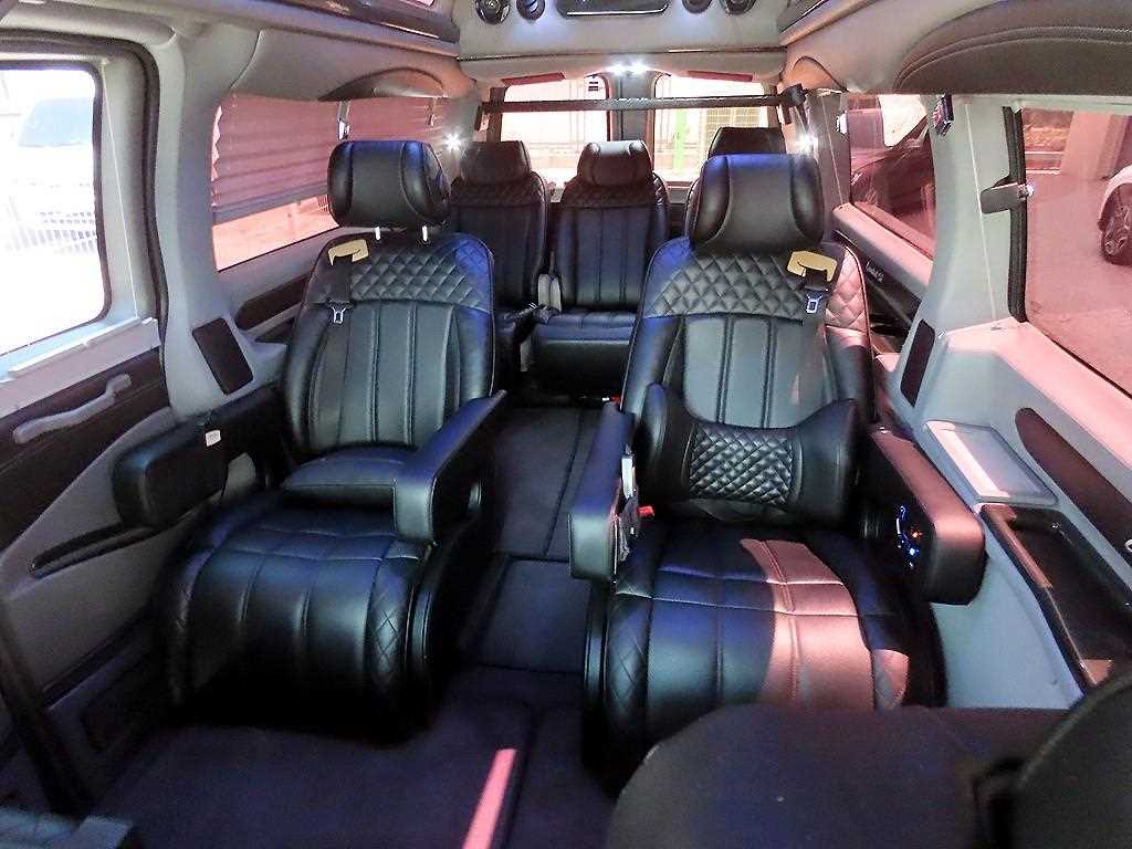 CHEVROLET Express Van — photo 09