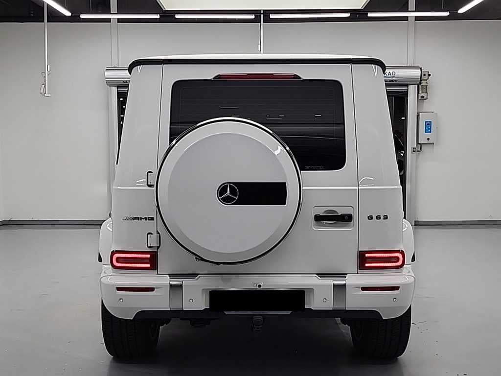 Mercedes-Benz G-Class — photo 02