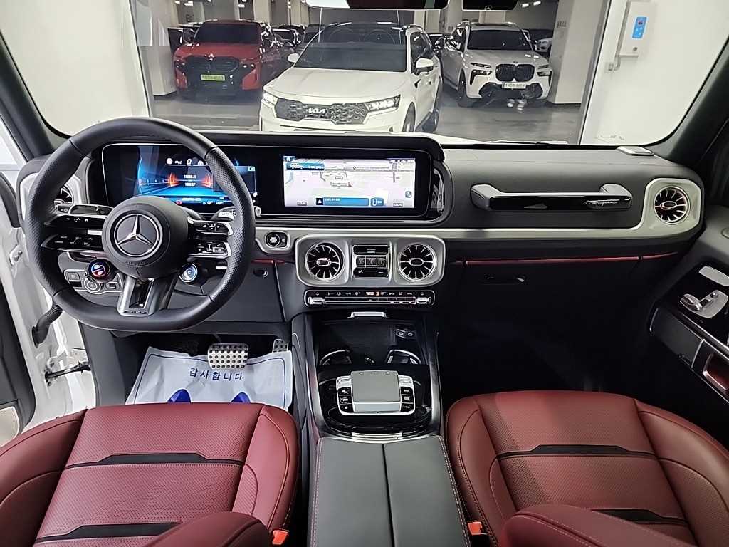 Mercedes-Benz G-Class — photo 07