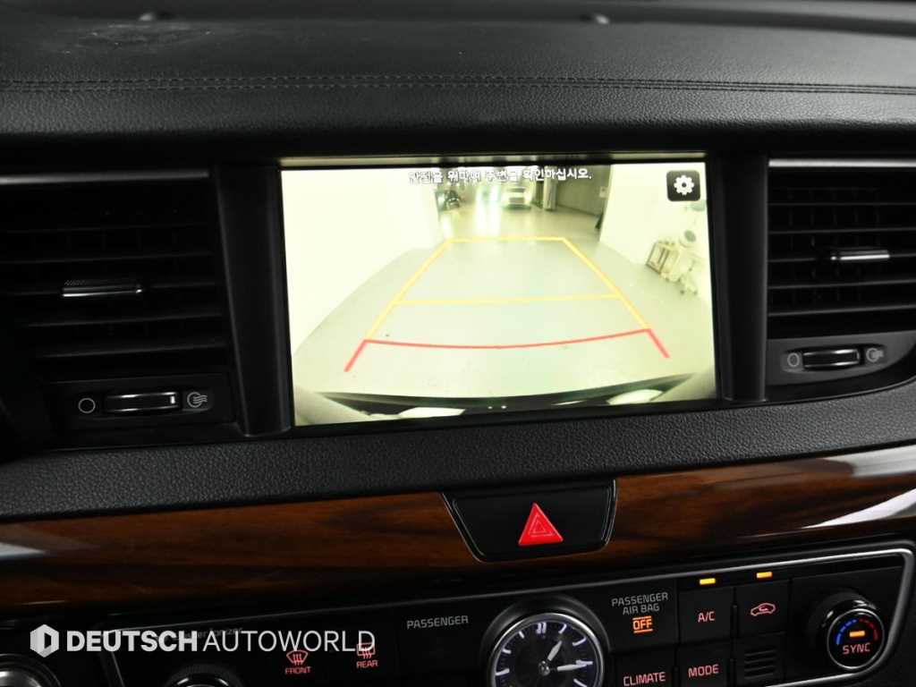 Kia K7 — photo 15