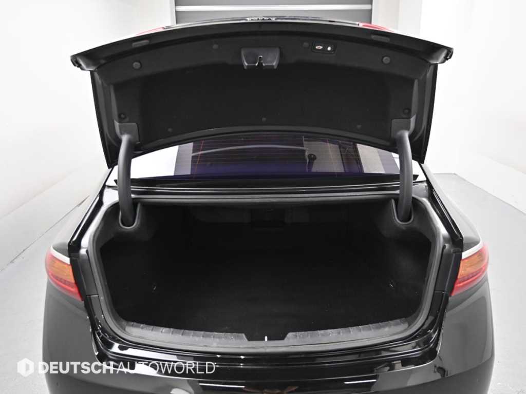 Kia K7 — photo 19
