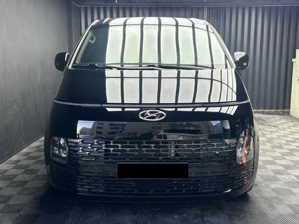 Hyundai Staria — photo 01