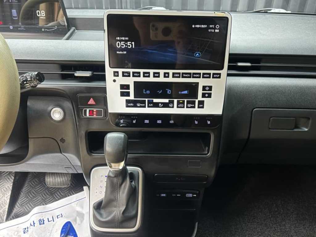 Hyundai Staria — photo 12