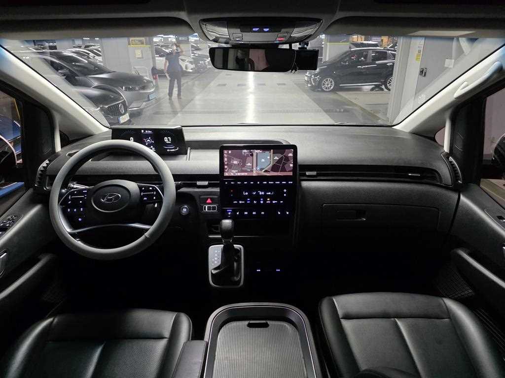Hyundai Staria — photo 05