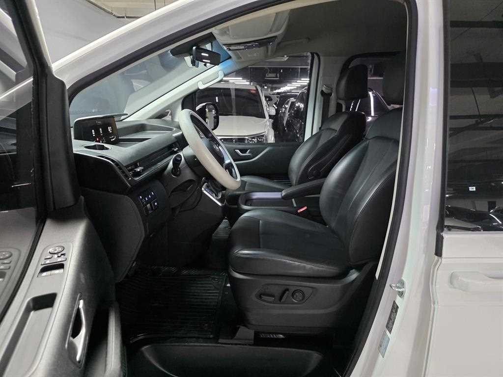 Hyundai Staria — photo 07