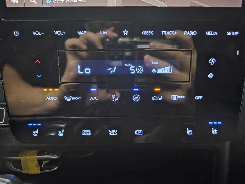 Hyundai Staria — photo 10