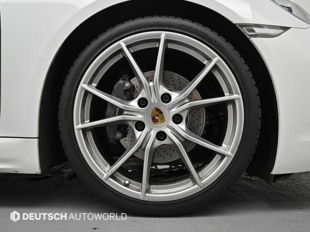 Porsche 718 — photo 05