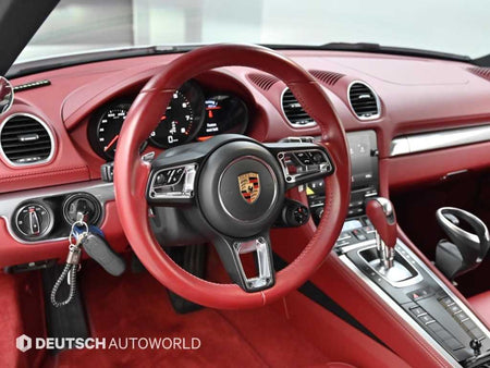 Porsche 718 — photo 13
