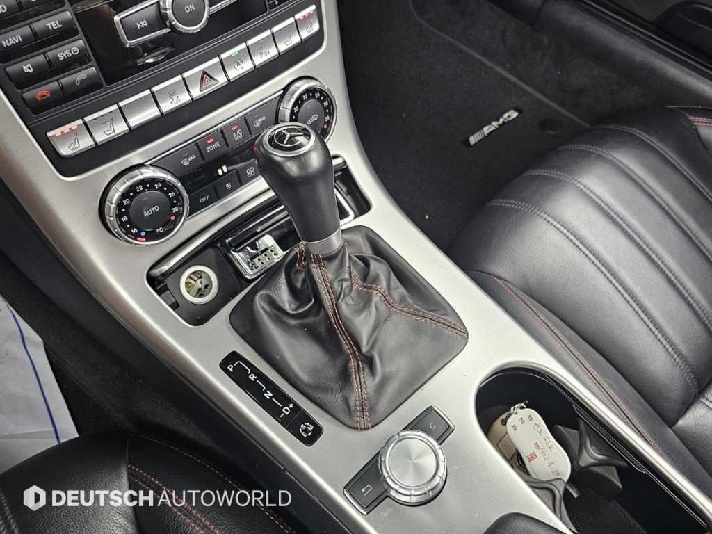 Mercedes-Benz SLK-Class — photo 09