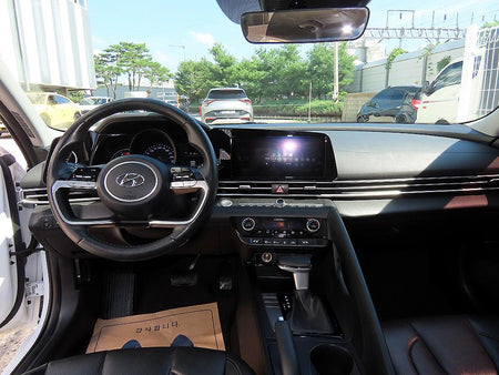 Hyundai Avante — photo 07