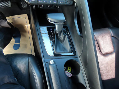 Hyundai Avante — photo 10