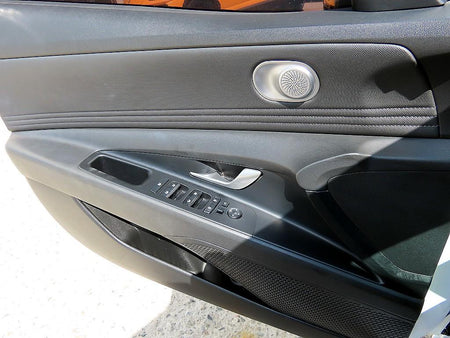 Hyundai Avante — photo 11