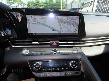 Hyundai Avante — photo 13