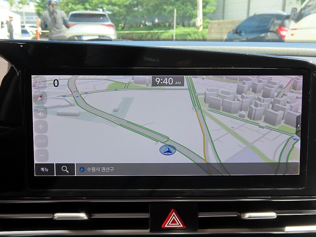 Hyundai Avante — photo 14