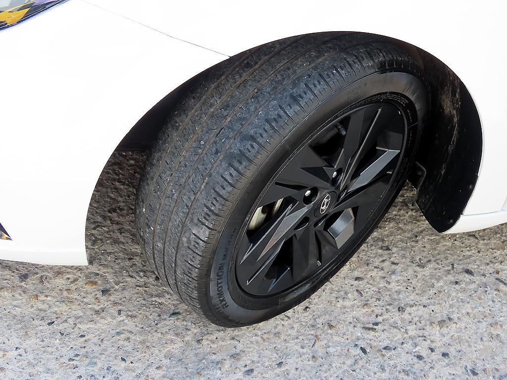 Hyundai Avante — photo 18